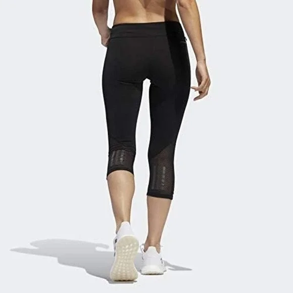 (155) NEW Adidas AEROREADY Own The Run 3/4 Tights - Medium - Picture 2 of 4